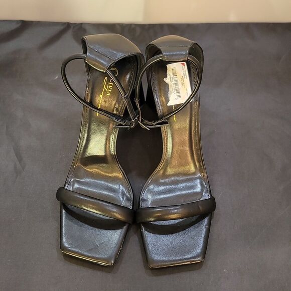 BRAND NEW OLIVIA JOHNSON BLOCK TRIANGLE HEEL SQUARE TOE SANDAL - Picture 3 of 14